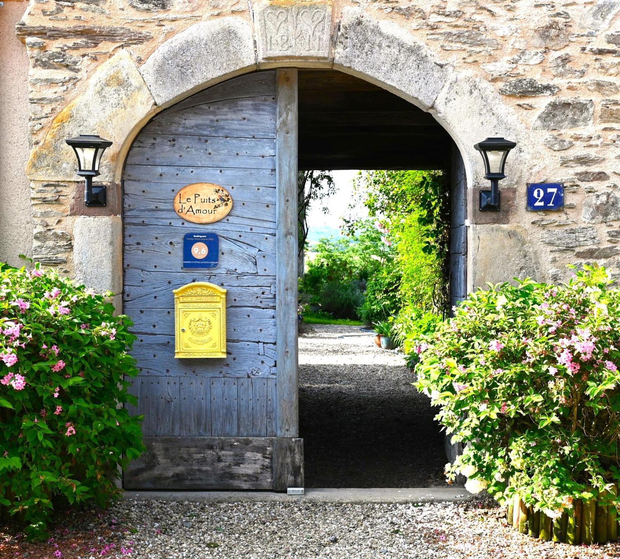 Chambres D'Hotes Le Puits D'Amour Mirandol-Bourgnounac Exterior photo
