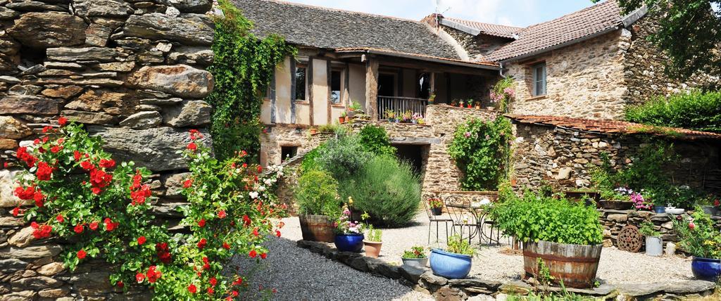 Chambres D'Hotes Le Puits D'Amour Mirandol-Bourgnounac Exterior photo